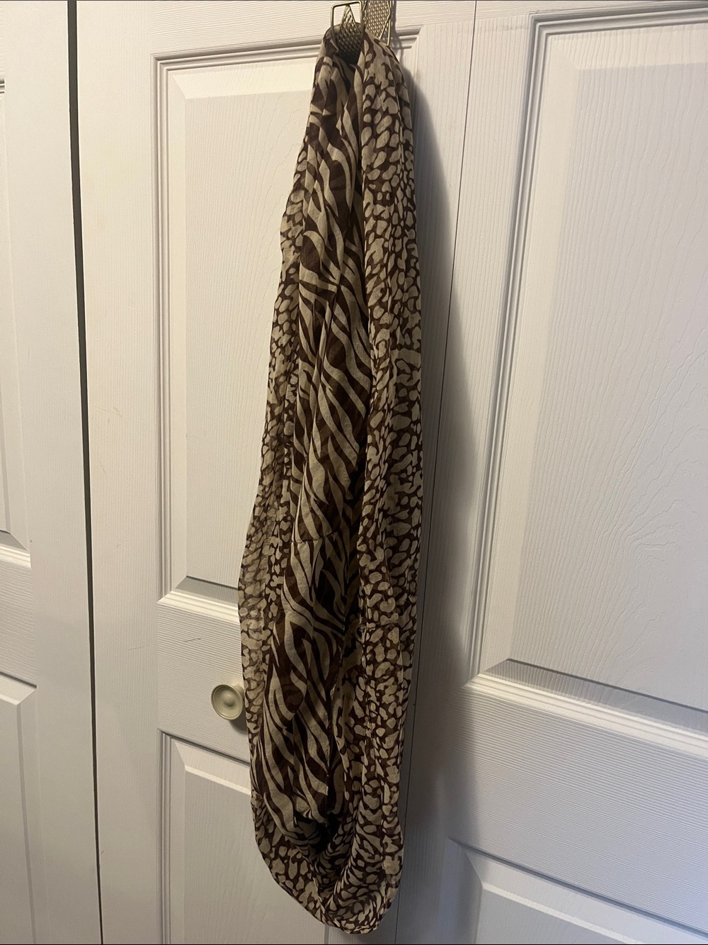 Lightweight Brown Patterned Infinity Scarf